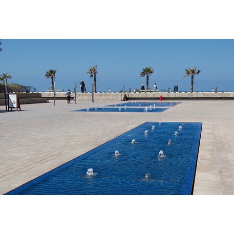 Collezione di pavimentazioni in calcestruzzo di varie dimensioni e colori 'Terana® art'