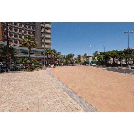 Collezione di pavimentazioni in calcestruzzo di varie dimensioni e colori 'Terana® art'