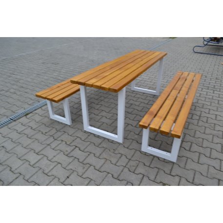 Metalinis pikniko stalas su suolais ir medinėmis sėdimomis dalimis 'MBG_258 / Picnic Set'