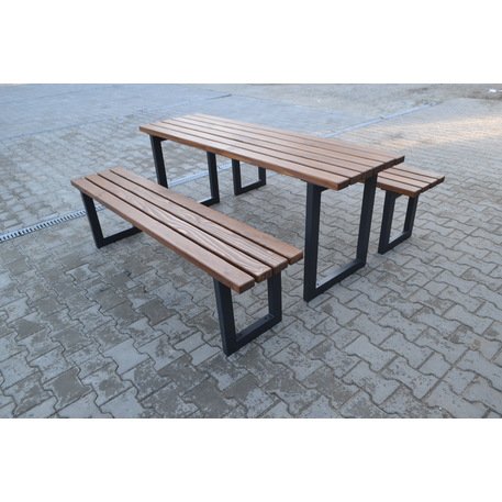 Metalinis pikniko stalas su suolais ir medinėmis sėdimomis dalimis 'MBG_258 / Picnic Set'