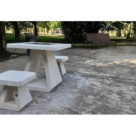 Concrete chess game table with 2 or 4 chairs '80x80xH/70cm / BS-190/191'