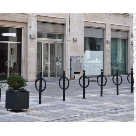 Metalinis dviračių stovas, laikiklis 'Fox'