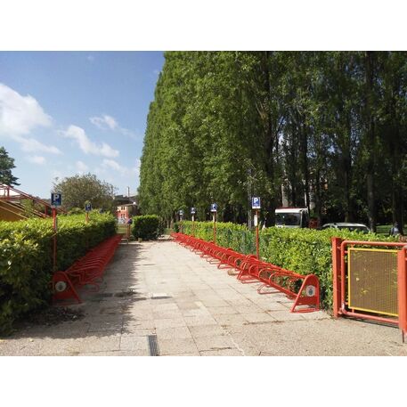 Metalinis dviračių stovas, laikiklis 'Recoaro 6'