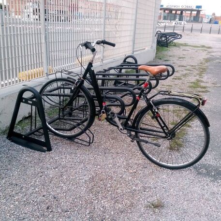 Metalinis dviračių stovas, laikiklis 'Recoaro 4'