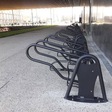 Metalinis dviračių stovas, laikiklis 'Recoaro 4'