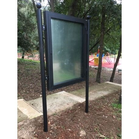 Informacinis / Reklaminis stendas, stovas vienpusis arba dvipusis 'Berlino'