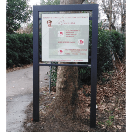 Informacinis / Reklaminis stendas, stovas vienpusis arba dvipusis 'Vision 100x100cm'