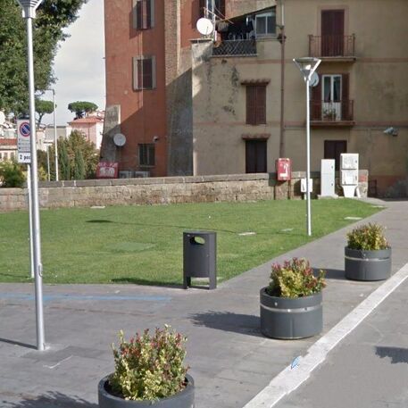 Lauko metalinė šiukšliadėžė 'Saturno / 80L'