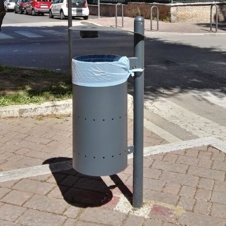 Lauko metalinė šiukšliadėžė 'Albenga / 50L'