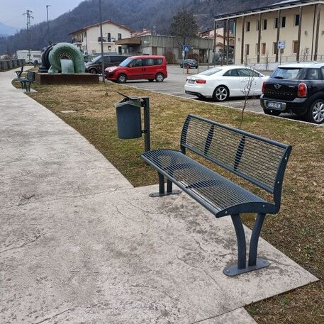 Lauko metalinė šiukšliadėžė 'Paper / 30L'