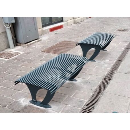 Metal bench 'KOPER'