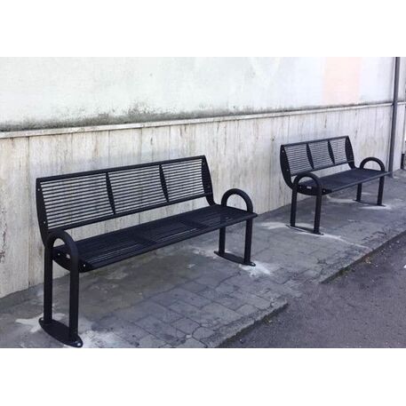 Metal bench 'Pireo'