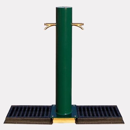 Outdoor drinking fountains of metal 'Trieste Round Double'