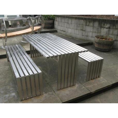 Metal bench + table 'Picnic_IROKO_STF/13-14-11/MDL'