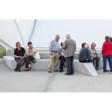 Concrete bench 'Milenio'