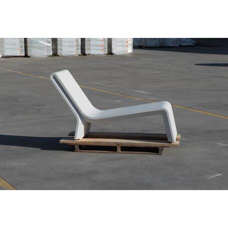 Panca in cemento 'AR PURO / Lounge chair 1478mm'