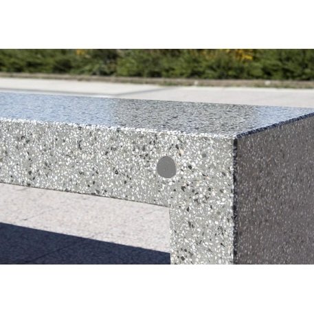 Betoninis su granito skalda lauko suolas '210x36x45cm / BS-157'