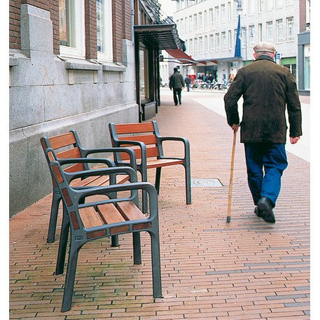 Metal bench 'Montseny'