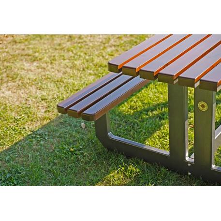 Metal bench + picnic table 