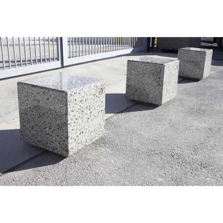 Столбик ограждения из бетона '38x38xH/40cm / BS-184