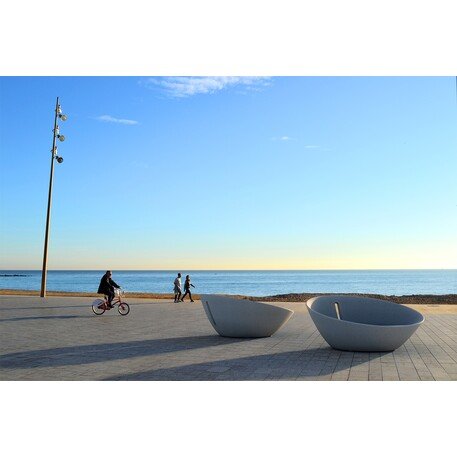 Concrete bench 'Satellite'