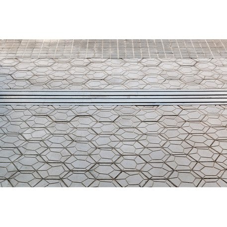 Šešiakampė šaligatvio betoninė plytelė, kolekcija 'Poblenou'