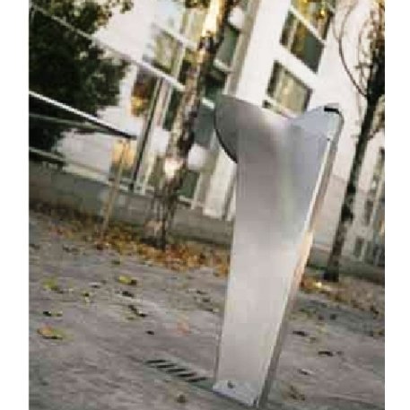 Outdoor drinking fountains of metal 'Claudia'