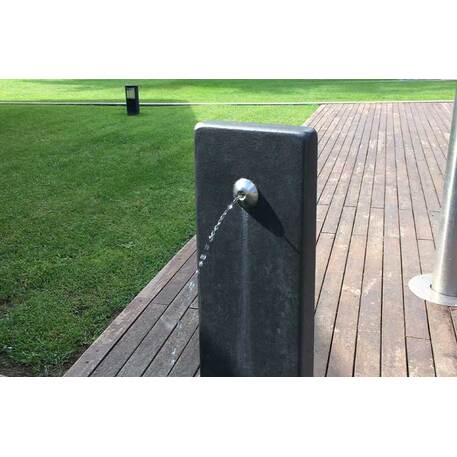 Outdoor drinking fountains of metal 'Tana'