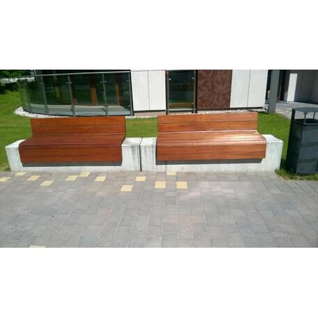 Lauko / Vidaus betoninis suolas be atlošo su sėdima dalimi iš IROKO medienos 'STF/20-02-04_01MDL'