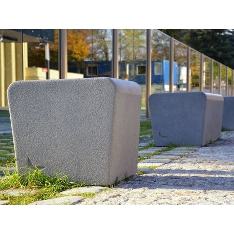 Panchina in cemento senza schienale 'Navan'