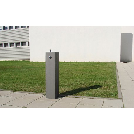 Outdoor drinking fountains of metal 'Linea / Cubic'