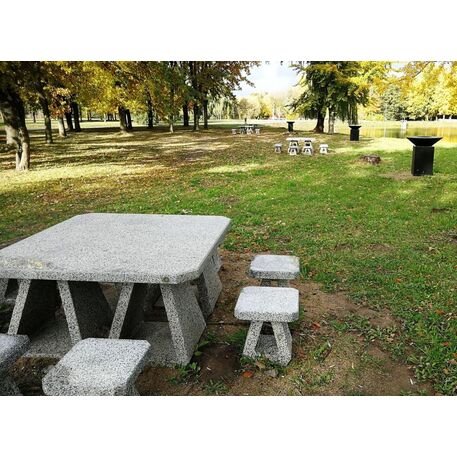 Concrete playing table and chairs '140x140xH/74cm / BS-001Picnic'