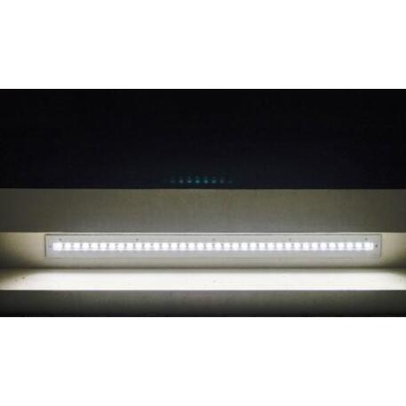 Lauko / Vidaus betoninis suolas be atlošo su IROKO medienos apdaila ir LED apšvietimu 'STF/22-02-07MDL'