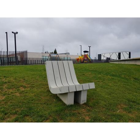 Lauko betoninis suolas 'URBAN / Bench 610mm'