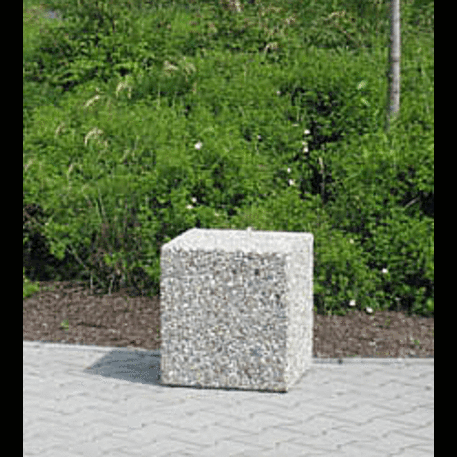 Betoninis atitvėrimo stulpelis apdirbtas granito skaldele '50x50xH/50cm'