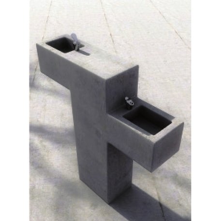 Fontanna do wody pitnej wykonana z betonu '546'