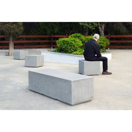 Concrete bench 'BOX'