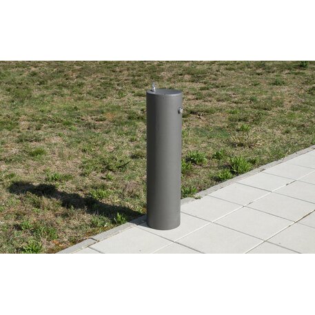Outdoor drinking fountains of metal 'Linea / Round'
