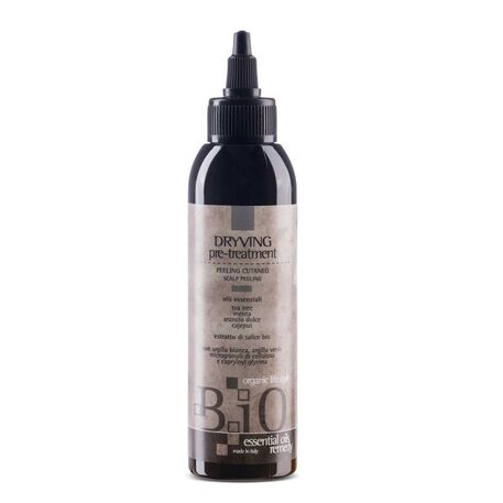  SINERGY Cosmetics  B.iO Essential Oils Remedy Dryving Pre-Treatment - Scalp Peeling, Valomasis pilingas riebiai galvos odai su baltuoju moliu, 150ml