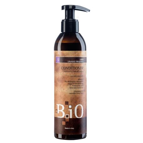  Sinergy Cosmetics  B.iO Frequently Use Conditioner for all hair types, Balsamo per uso quotidiano con lavanda, macadamia, girasole, olio d arancia, proteine ​​di soia, 250ml